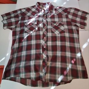 Western Plains Trading Co. Men's Short Sleeve Shirt. XL. GPWC. Plaid Burgundy.